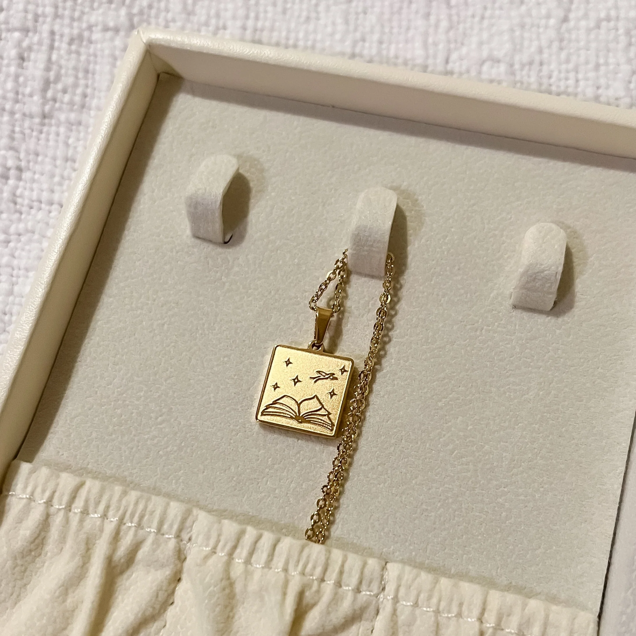 Birds & Books Necklace - Image 2