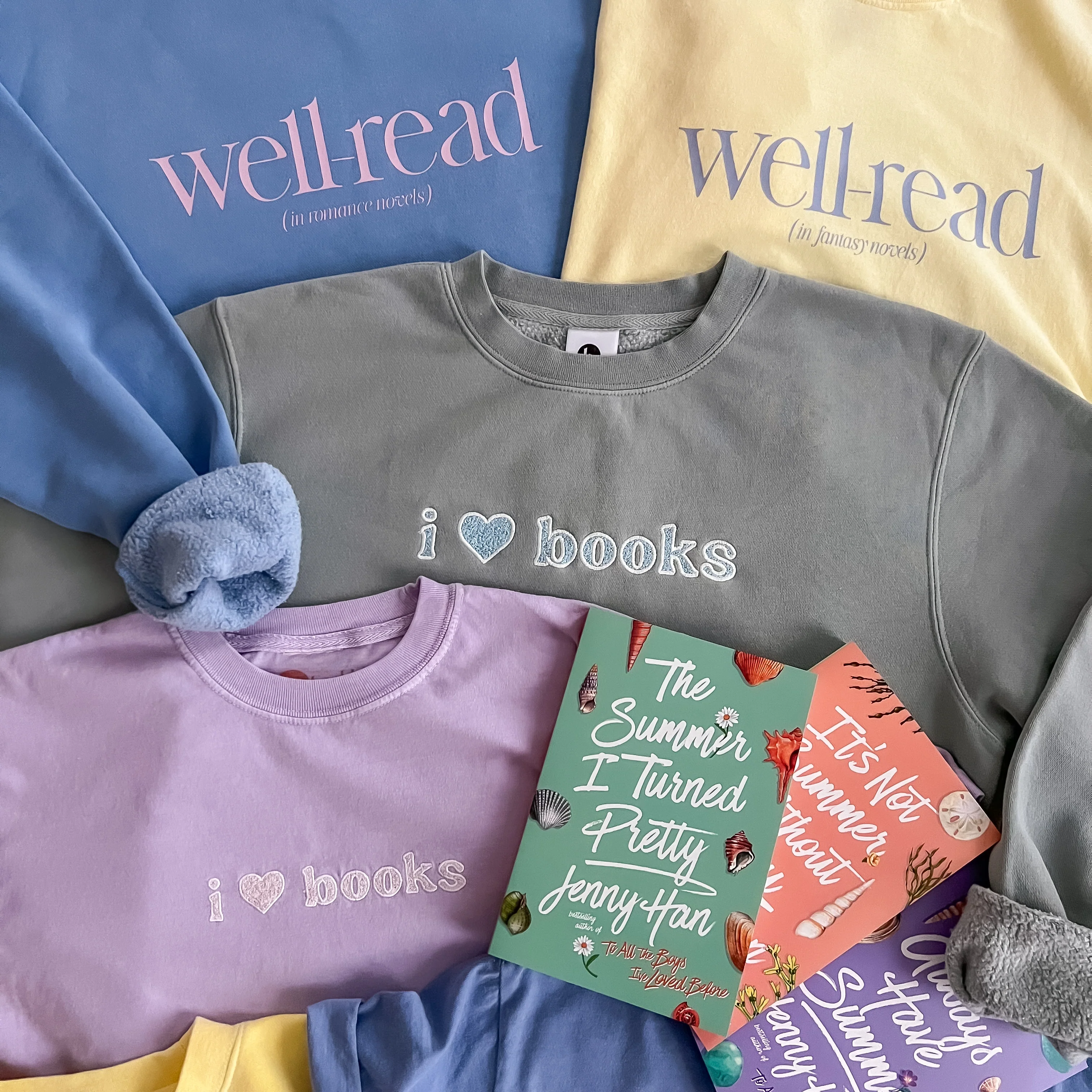 I ♡ Books Sweatshirt - Image 3