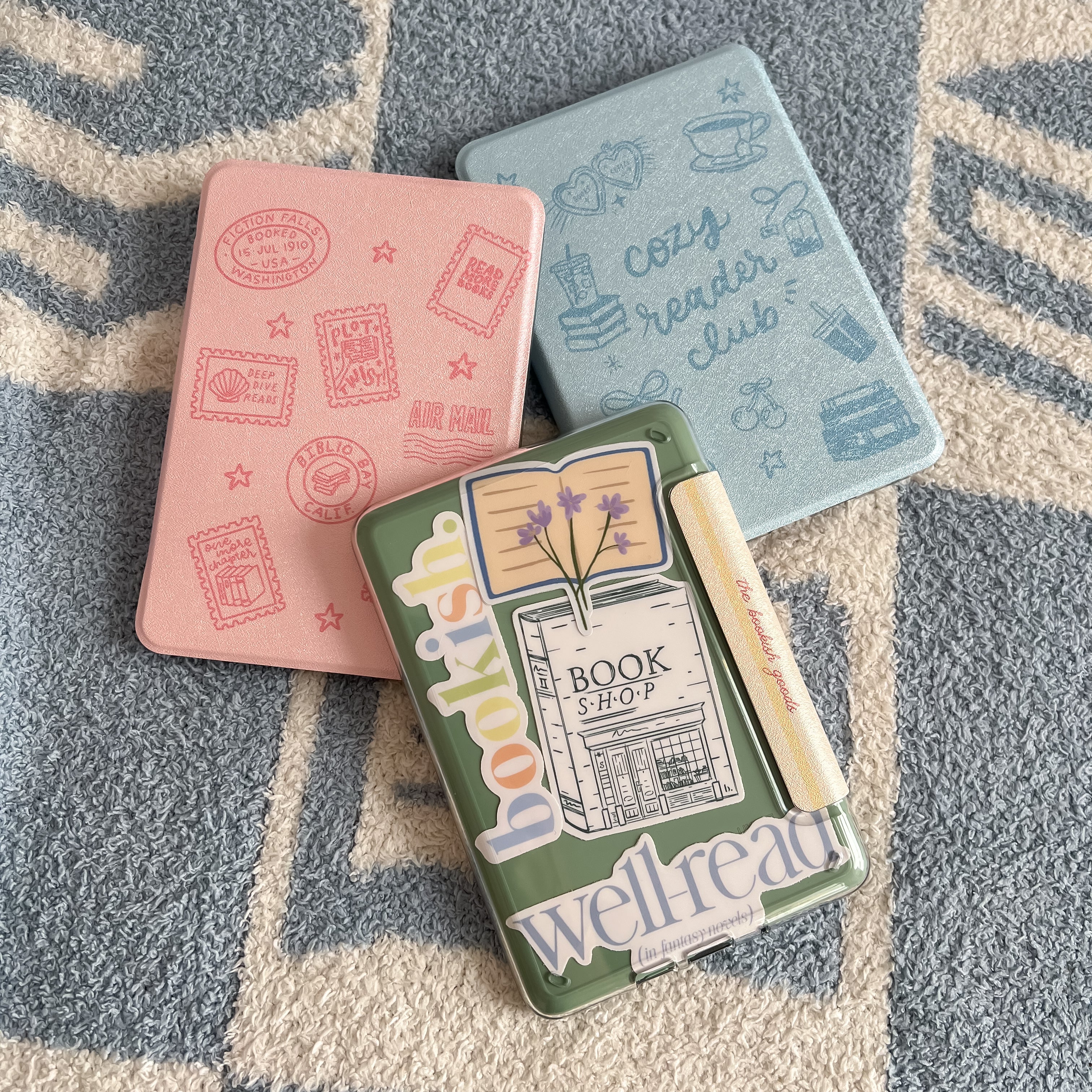 Postage Stamp Kindle Case - Image 3