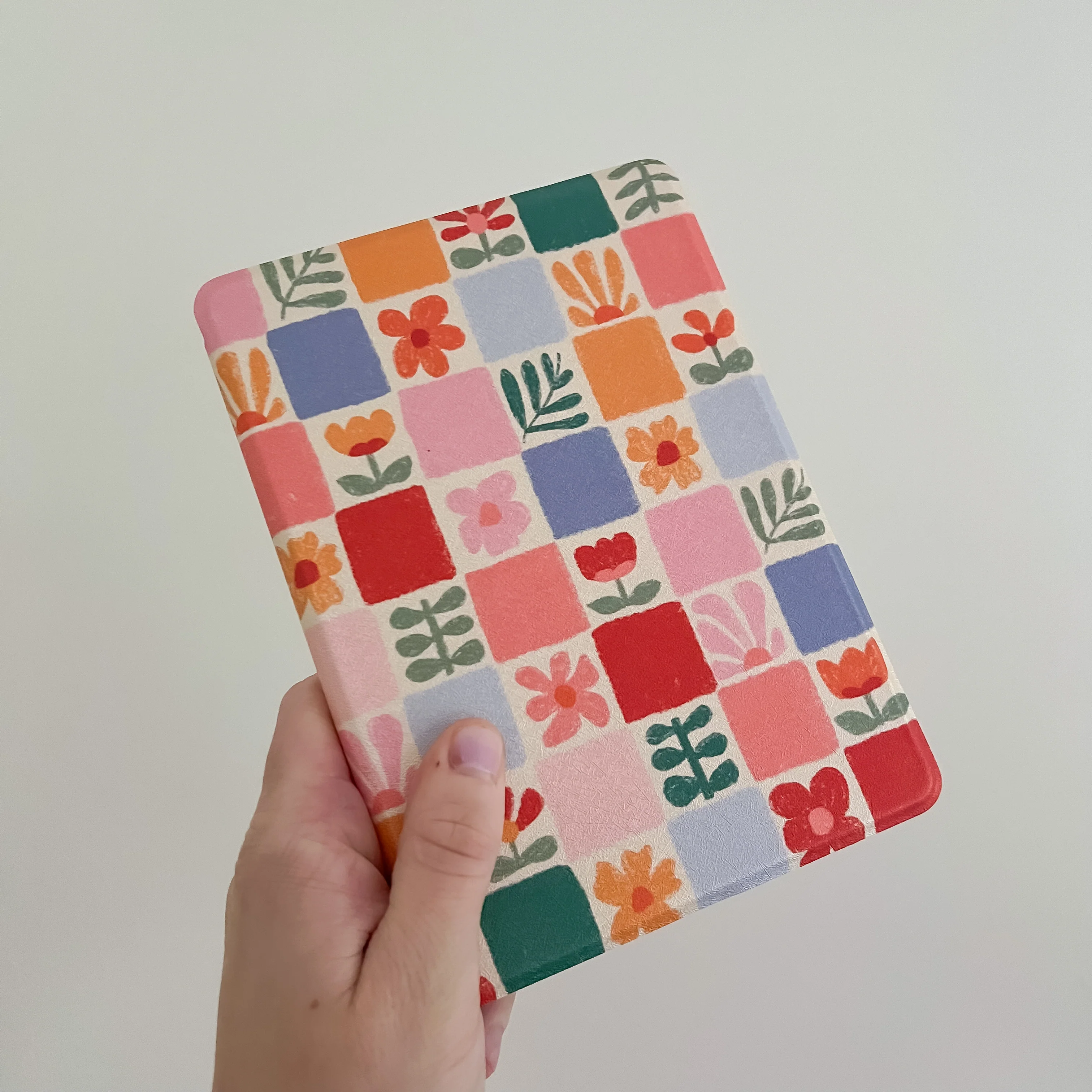 Summer Tapestry Kindle Case - Image 3