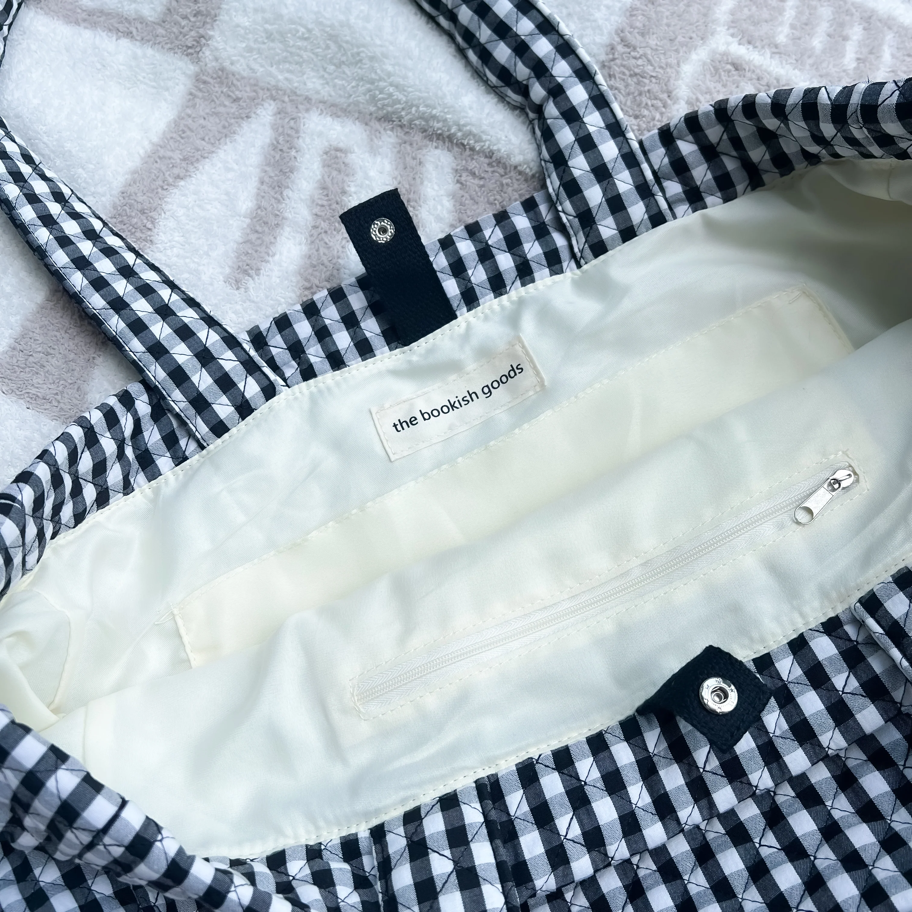 The Everything Bag - Image 25